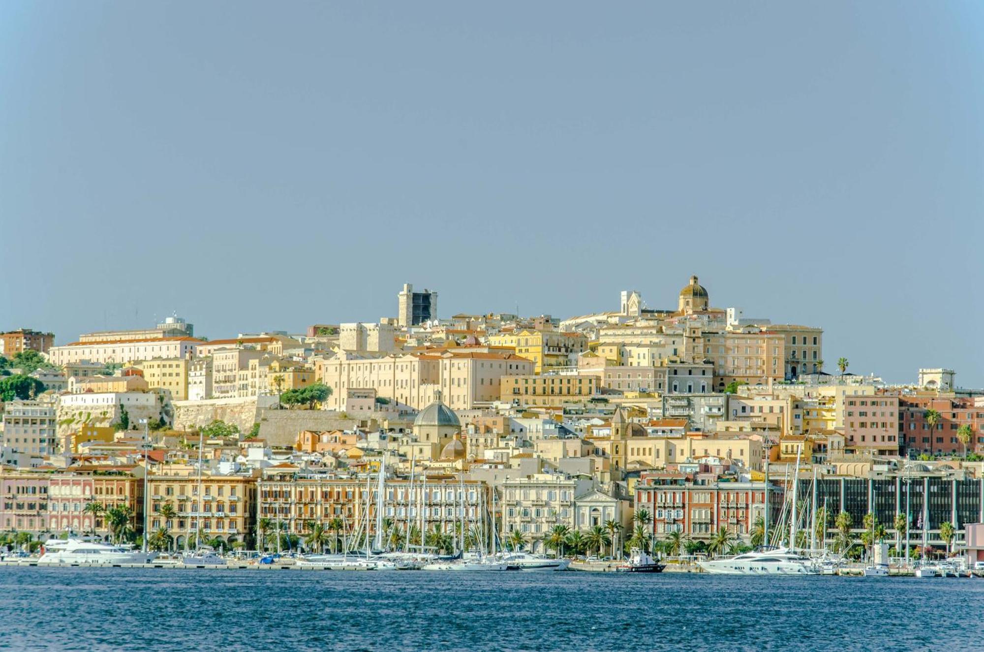 Exclusive Use Swimming Pool Available From June To September Cagliari Exteriér fotografie