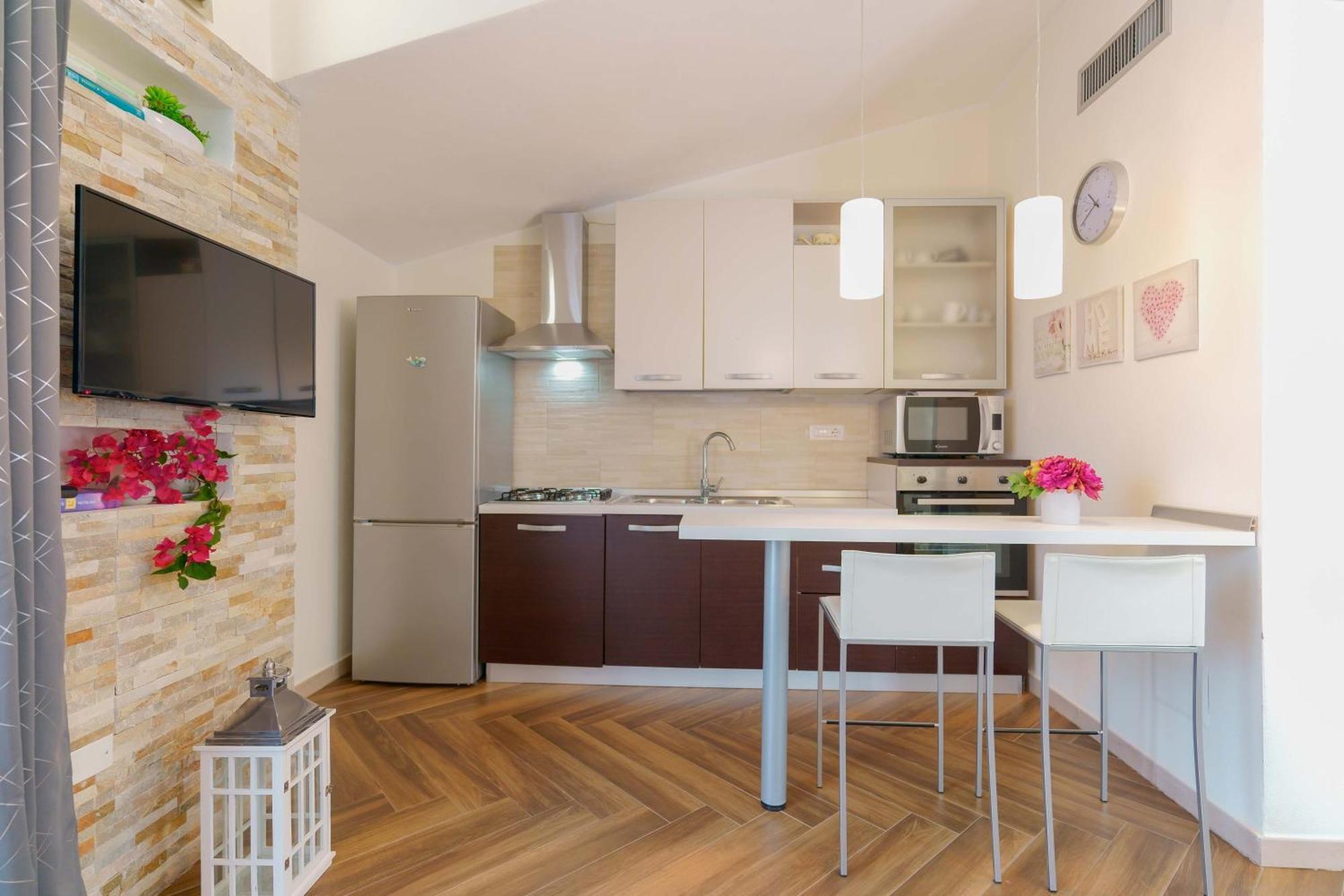 Exclusive Use Swimming Pool Available From June To September Cagliari Exteriér fotografie