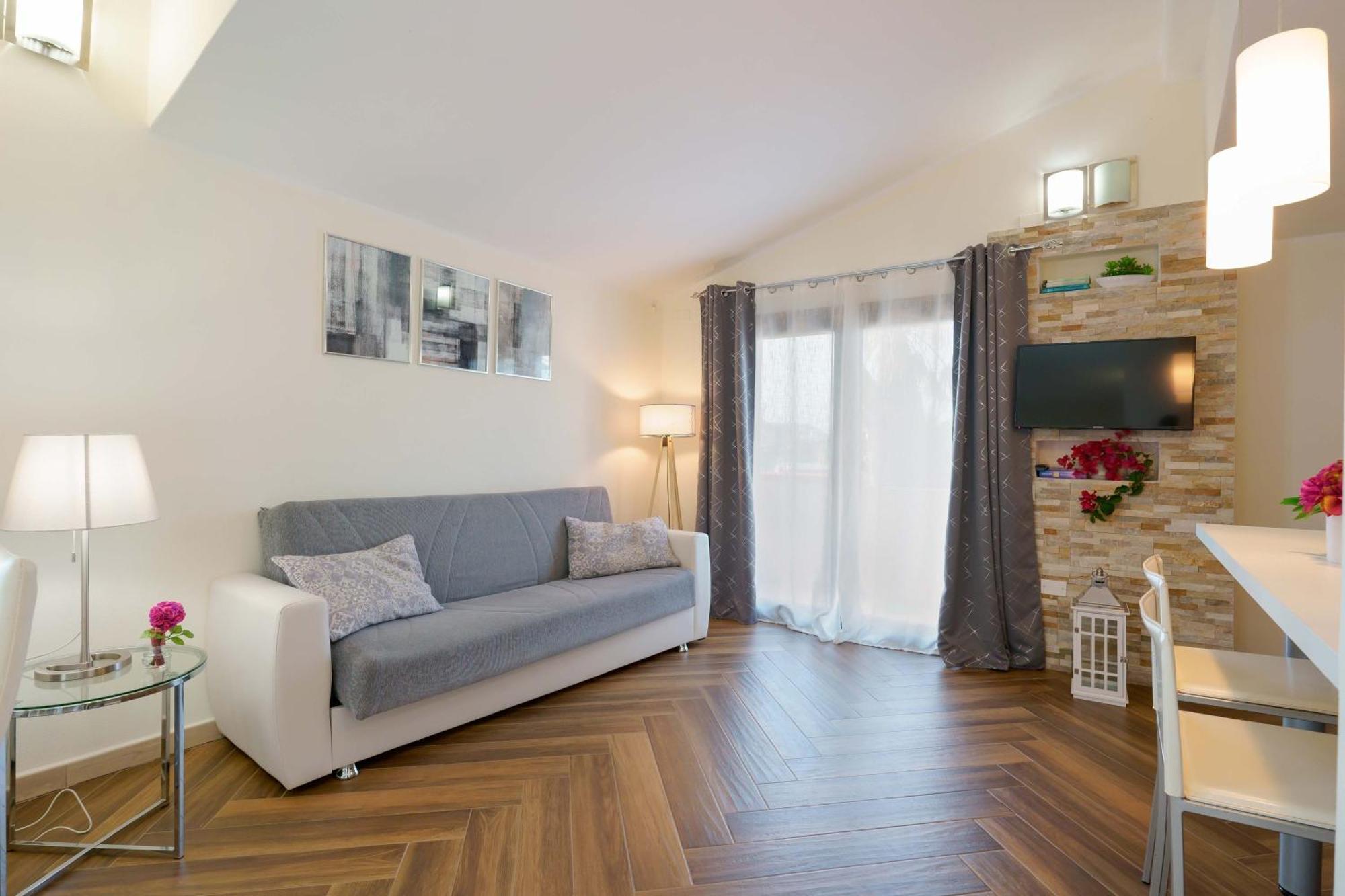 Exclusive Use Swimming Pool Available From June To September Cagliari Exteriér fotografie